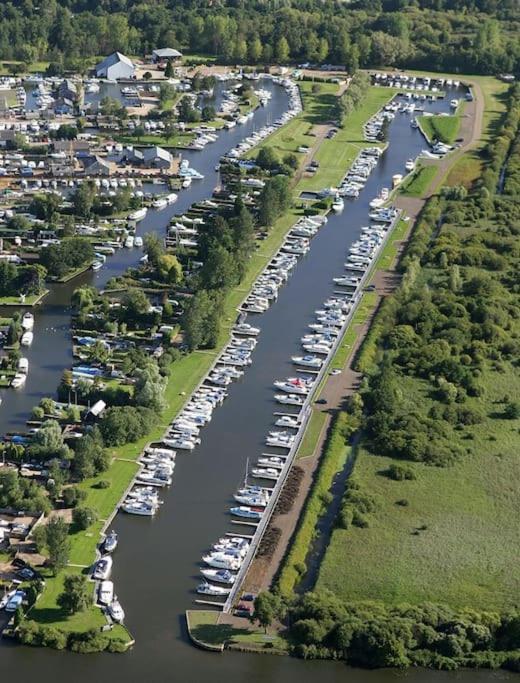 فيلا Relaxing Retreat Near Norfolk Broads نورويش المظهر الخارجي الصورة